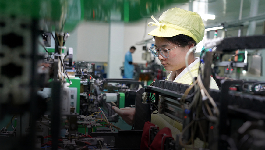 澳门六开彩开奖结果资料查询2025,难哄真的把想象吻拍出来了,社会责任方案执行_户外版V12.90